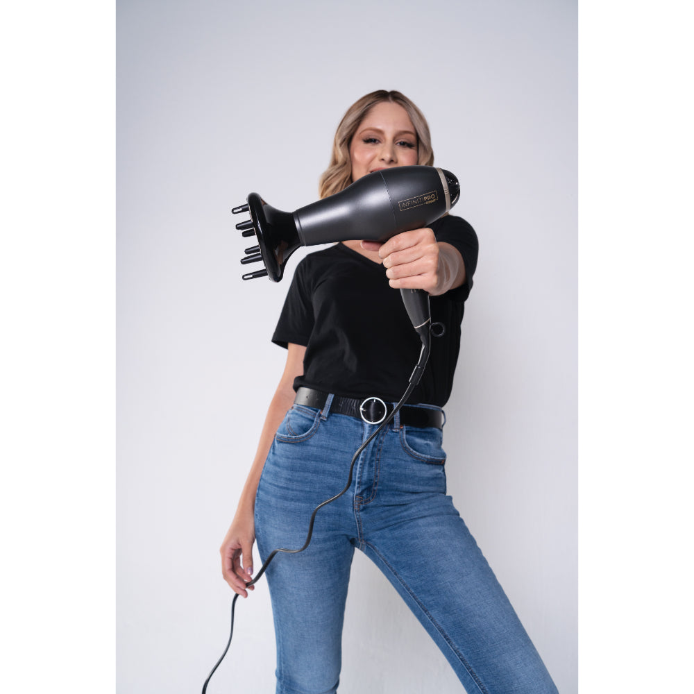Secador Profesional FloMotion 680 InfitiPro by Conair™