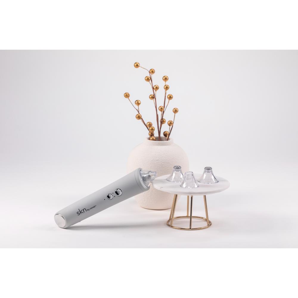 Purificador de poros avanzado con Microdermoabrasión MD03 de SKN by Conair™